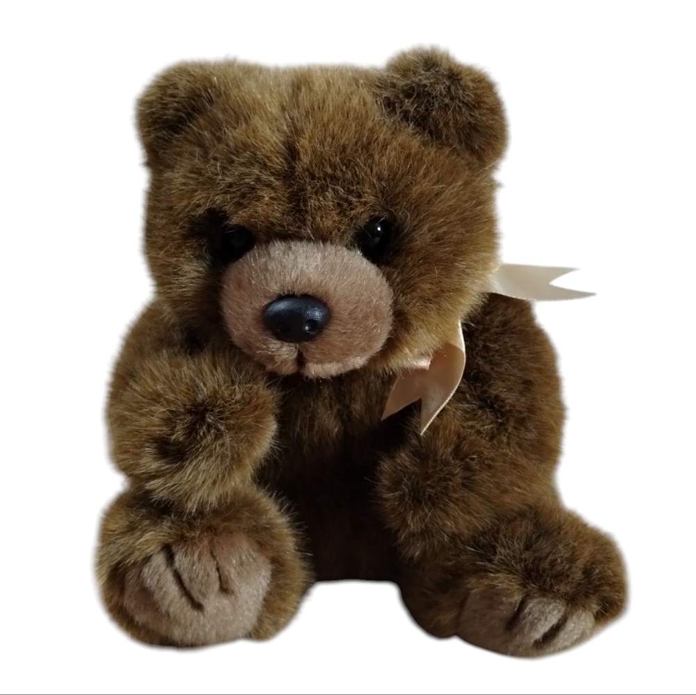 Vintage 1998 Ty Classic Collection Magee the Teddy Bear Plush Gold Ribbon EUC